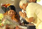 स्वर कोकिला लता मंगेशकर को मिलेगा ‘डॉटर ऑफ द नेशन’ सम्मान, 90वें जन्मदिन पर  केंद्र सरकार करेगी सम्मानित