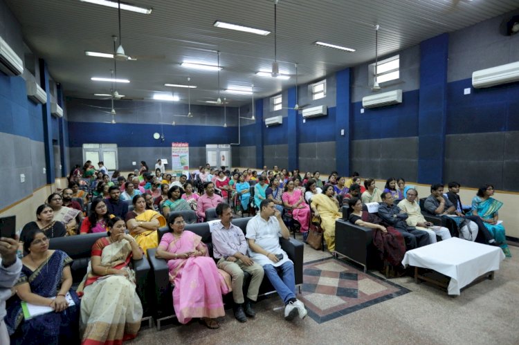 नई शिक्षा नीति में भारतीय भाषाओं की स्थिति पर परिचर्चा रहा महत्वपूर्ण 