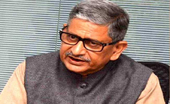क्या बिहार में राजनीति एक बार फिर लेगी करवट ? 
