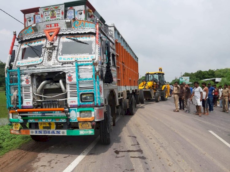 उन्नाव दुष्कर्म मामला : आखिर क्यों लगी थी ट्रक के नंबर प्लेट पर ग्रीस?