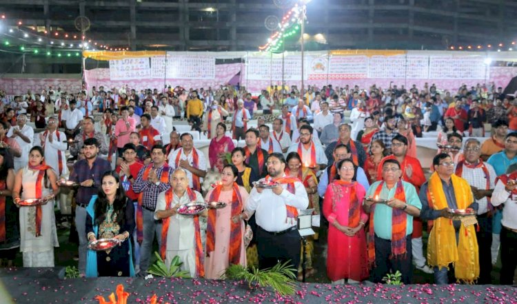 महाराजा अग्रसेन जयंती पर 501 थालियों से की गई महाआरती, हरियाणा के कुंडली में चल रहा हैं भव्य मंदिर के निर्माण का काम