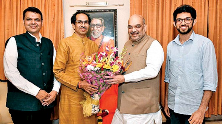 महाराष्ट्र में जल्द बनेगी सरकार,अमित शाह से मुलाकात के बाद मुख्यमंत्री फडणवीस का दावा, पर्यटन मंत्री ने कहा-बीजेपी दोबरा चुनाव के लिए है तैयार
